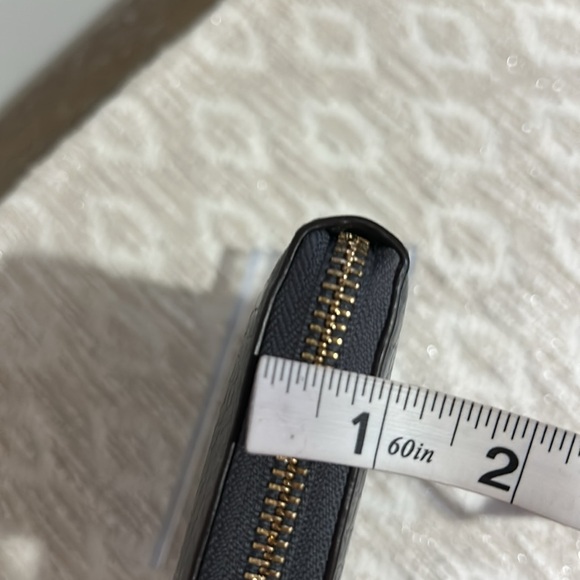 Henri Bendel Grey Croc Embossed Leather Zip Around Wallet - Picture 16 of 16